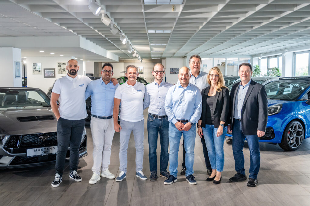 ONE03263-team-verkauf