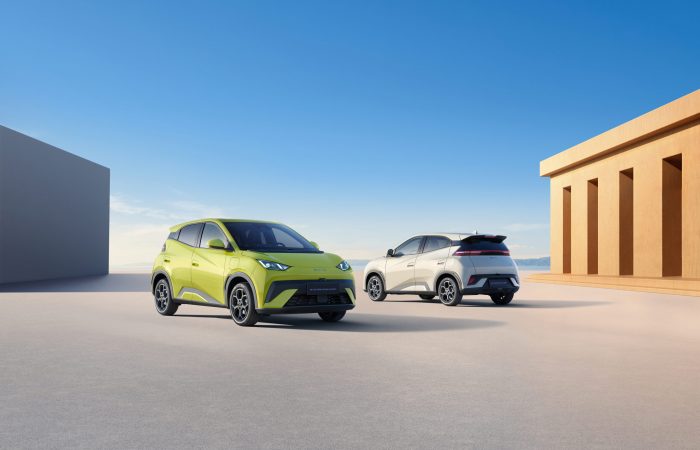 04、DOLPHIN SURF_LHDDual vehicle static_KV_download_JPG_5000PX_RGB